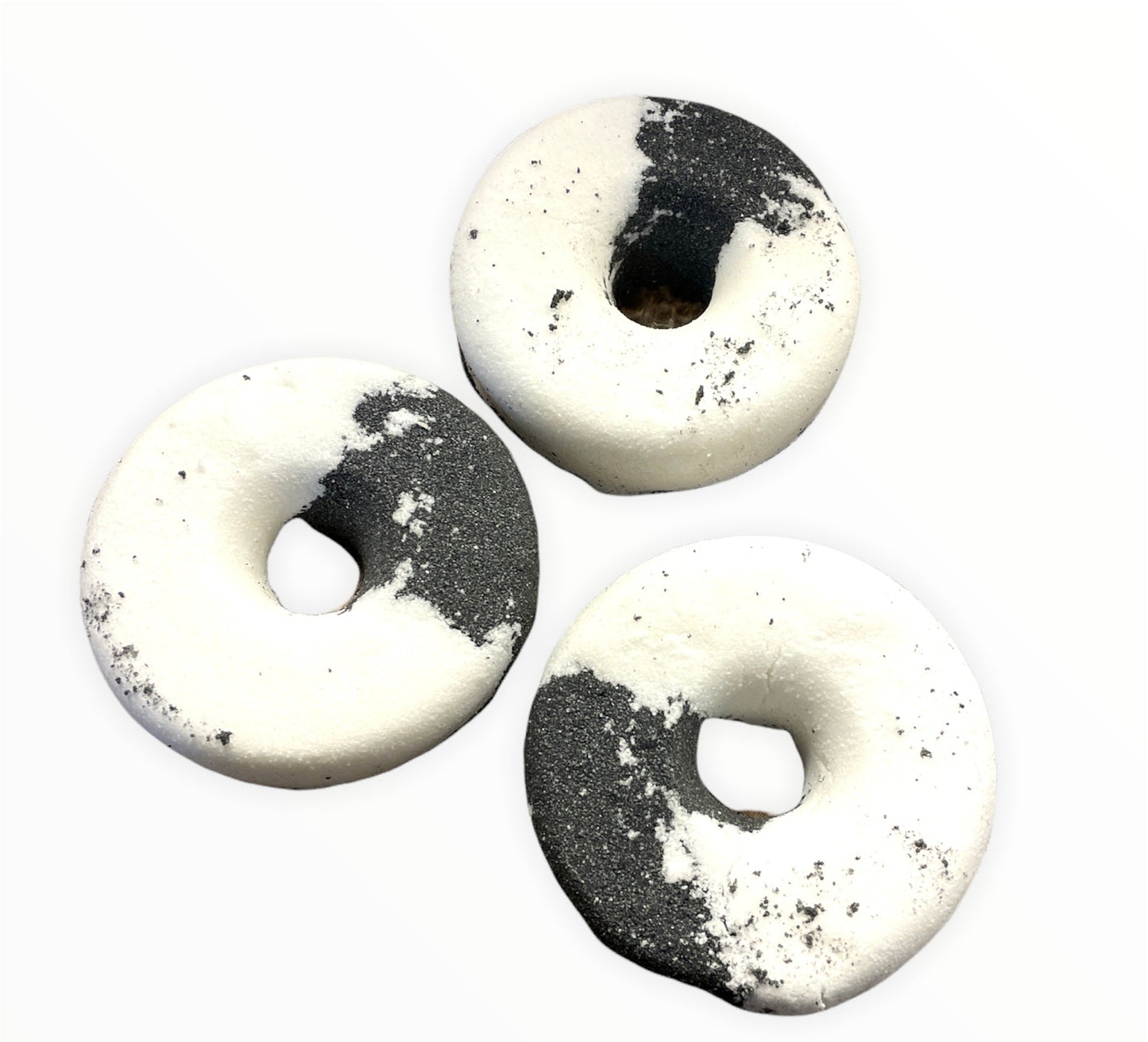 Yin & Yang Essential's Bath Bombs w/ Activated Charcoal 2pk