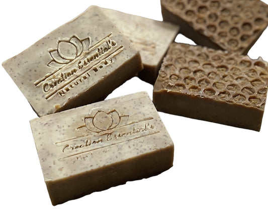 Honey Bee Soap Bar, a luxurious blend crafted to nourish and rejuvenate your skin. Enriched with the natural goodness of honey, this soap bar is designed to provide a gentle cleanse while delivering moisture for a radiant, healthy glow.