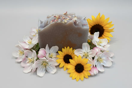 Honey Harvest Sunflower & Apple Soap